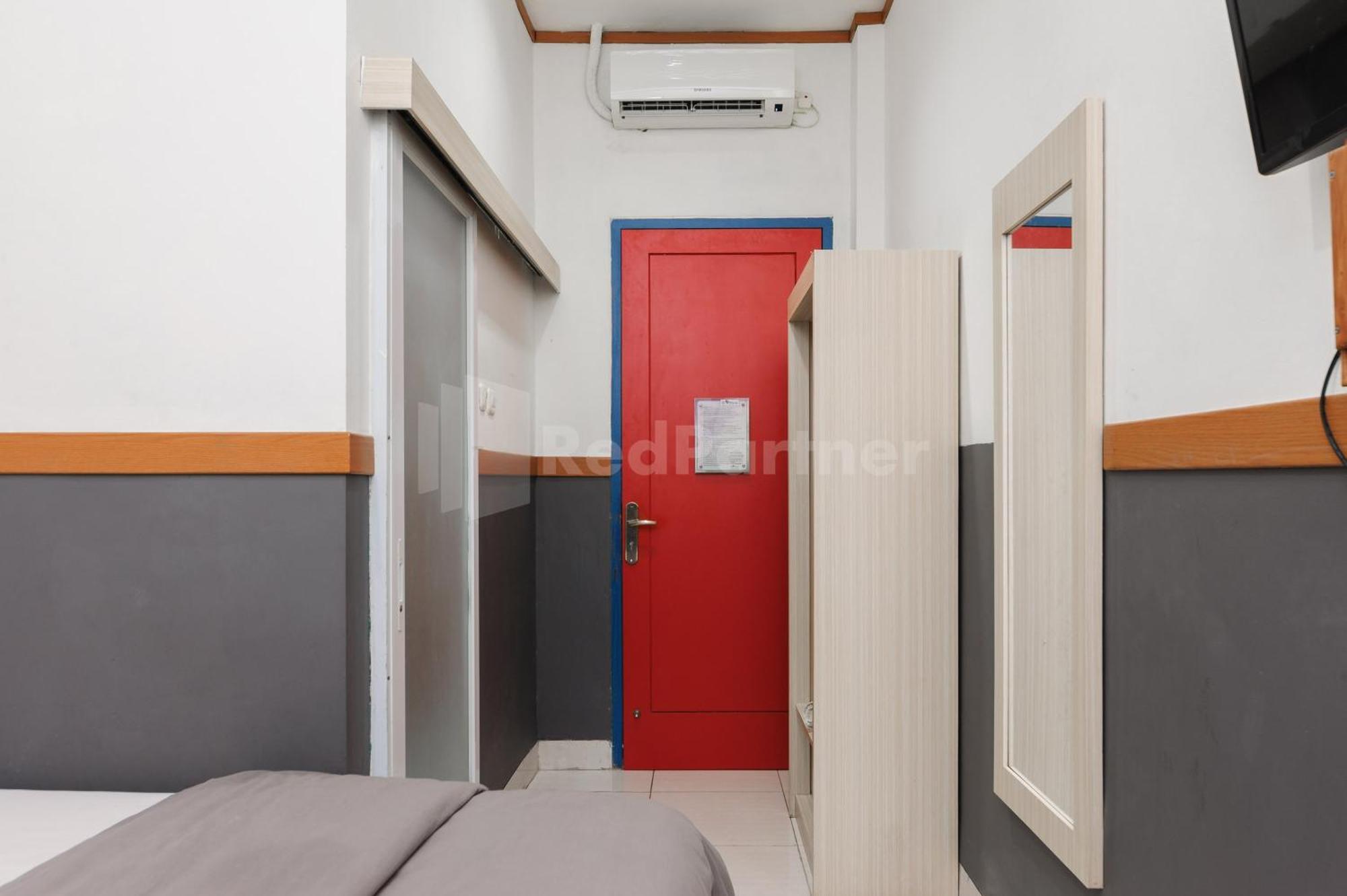 Ian Hotel Jaksa Mitra Reddoorz Giacarta Esterno foto