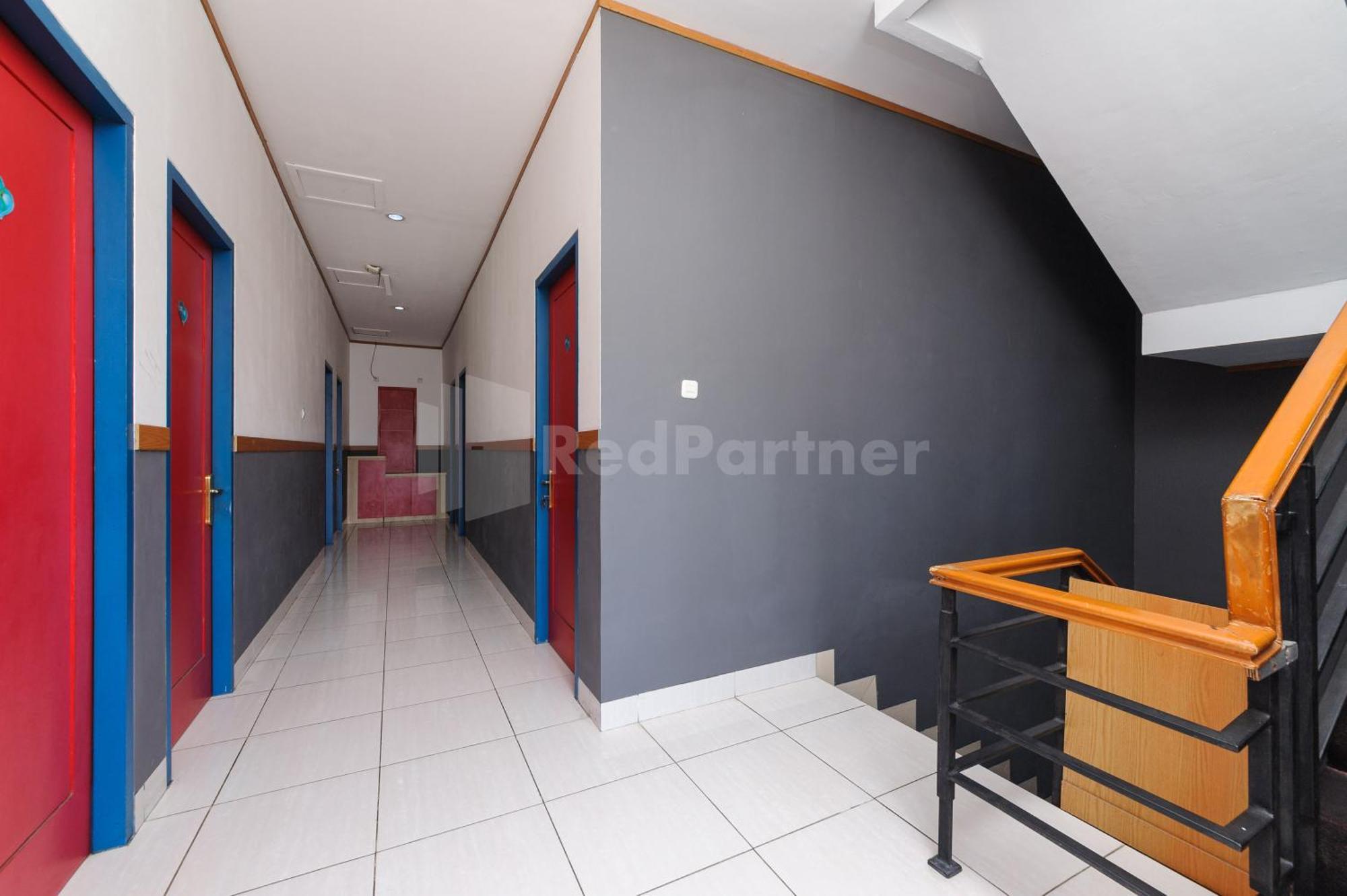 Ian Hotel Jaksa Mitra Reddoorz Giacarta Esterno foto