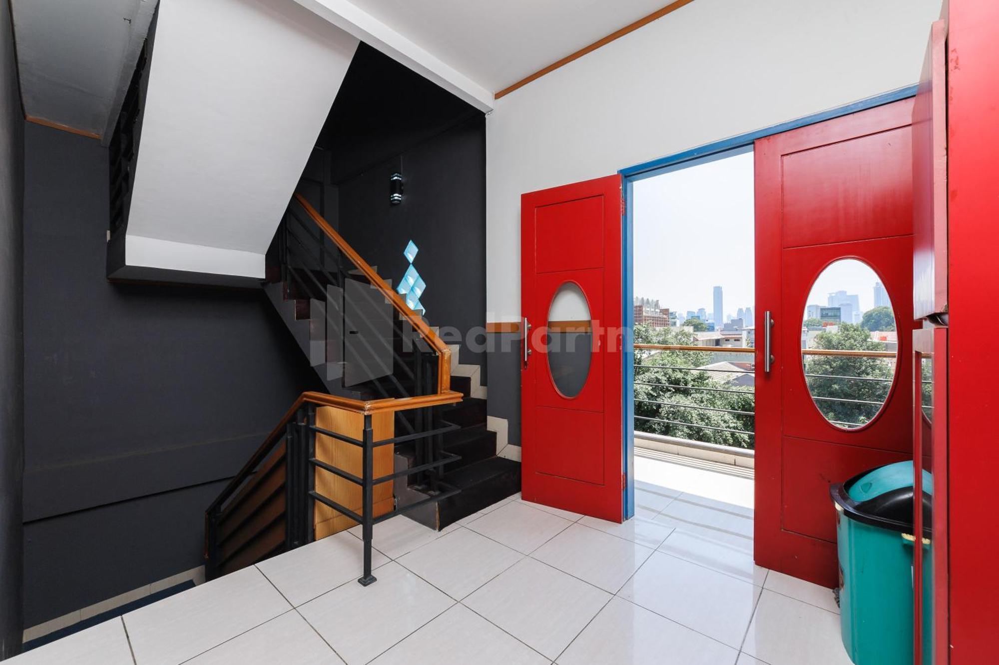Ian Hotel Jaksa Mitra Reddoorz Giacarta Esterno foto